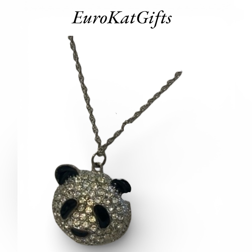 Panda Head CZ Rhinestone Necklace Pre loved Like new Panda Pendant 22” chain